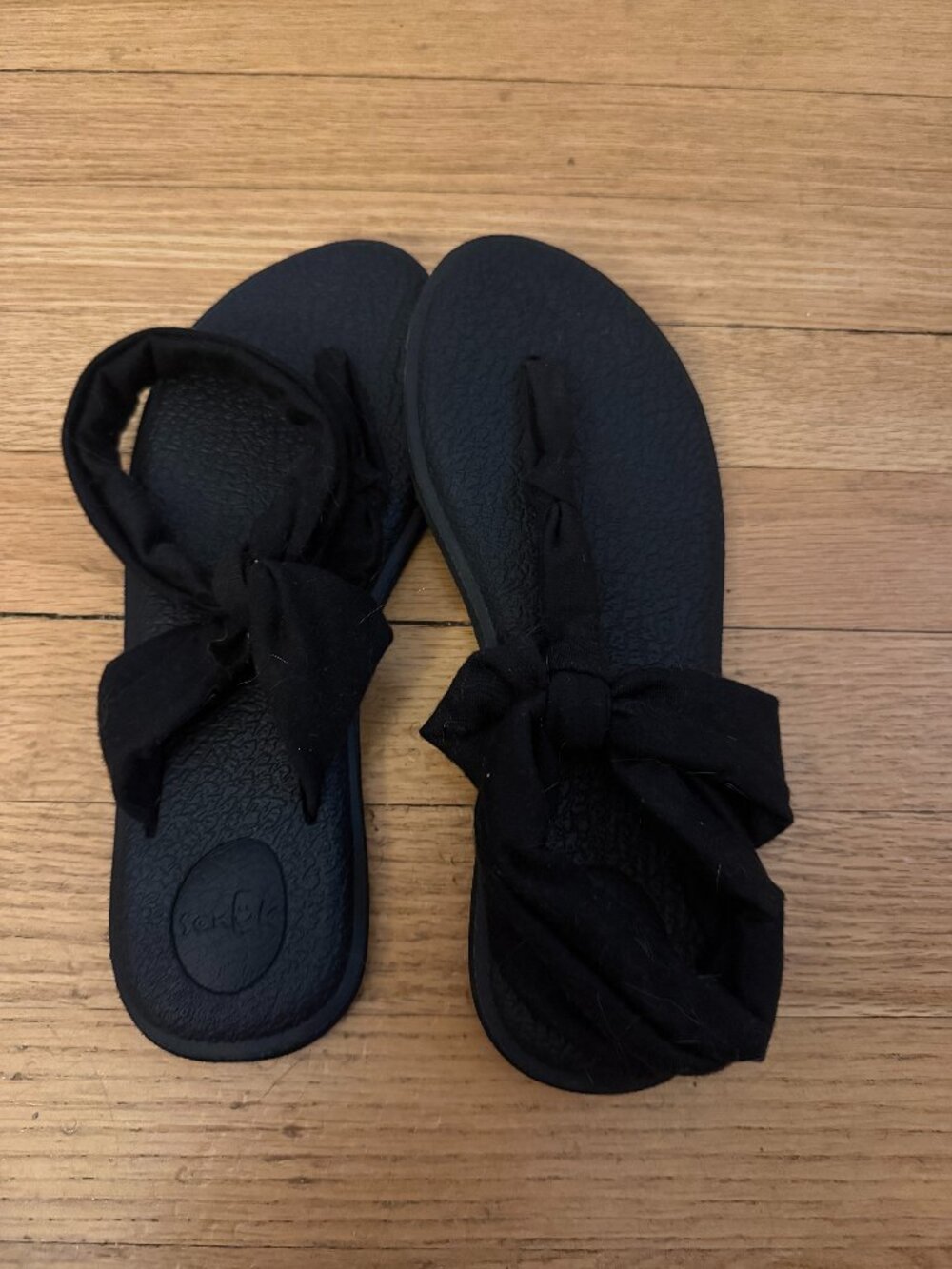 Sanuk Yoga Sling Sandals Black Knot Detail Size 7 Yoga Mat Footbed